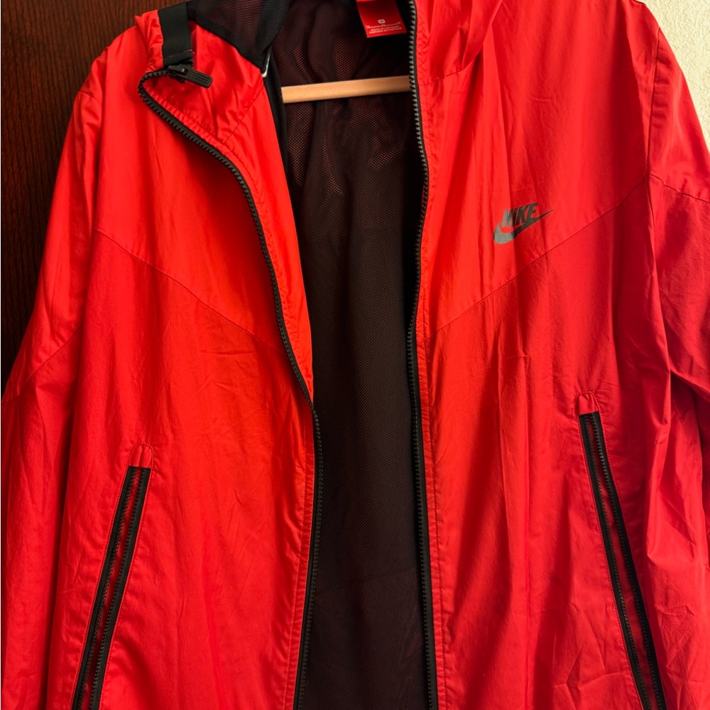 Nike Men's Red Windbreaker Jacket